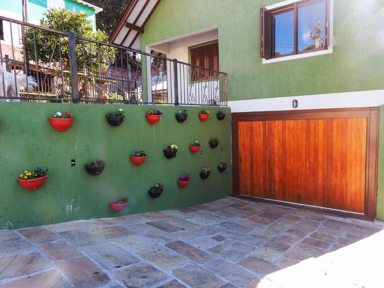 Gramado Suites Residence Possui 5 Quartos E 5 Banheiros Экстерьер фото